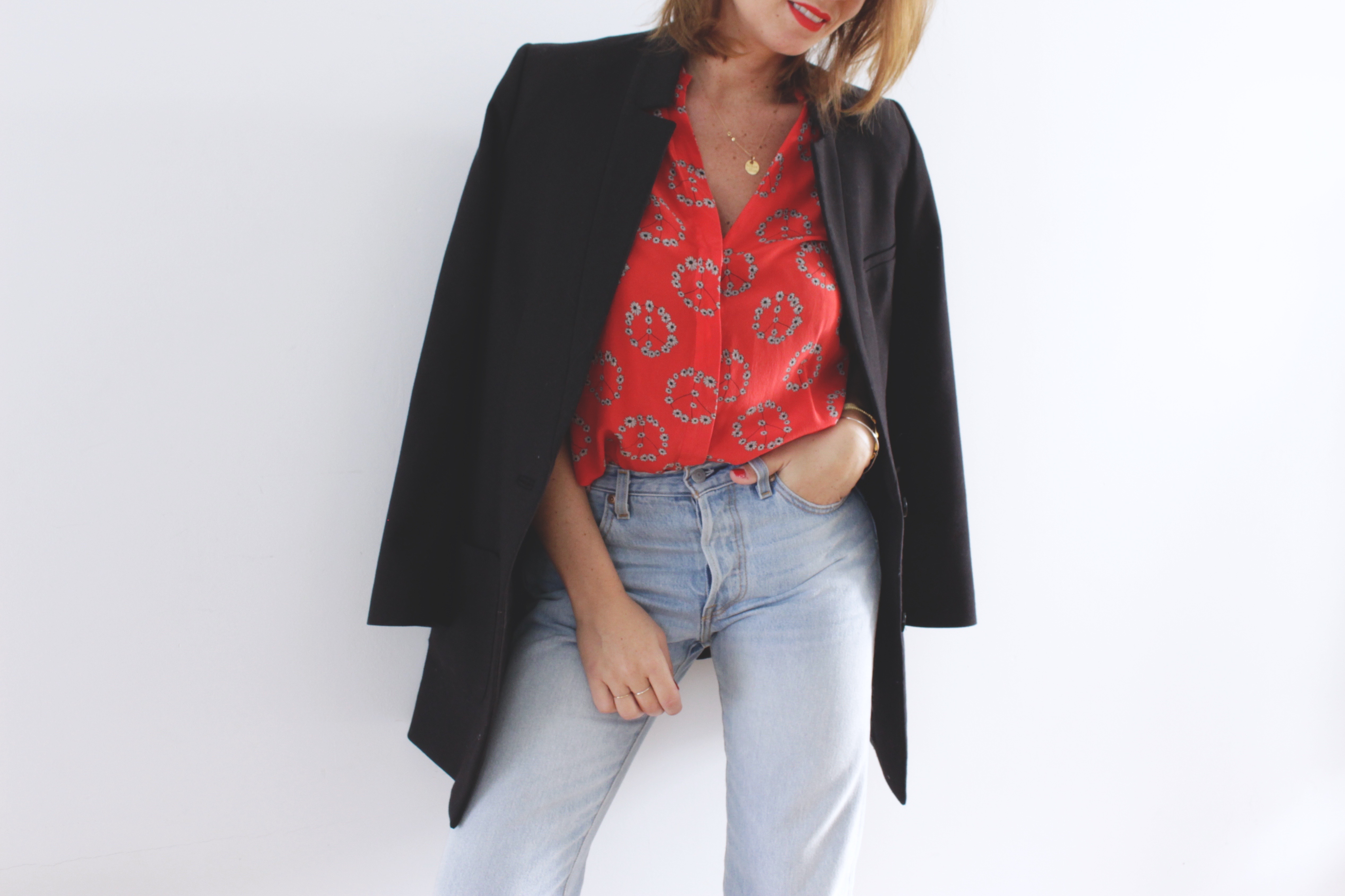 chemise sandro rouge à fleurs 